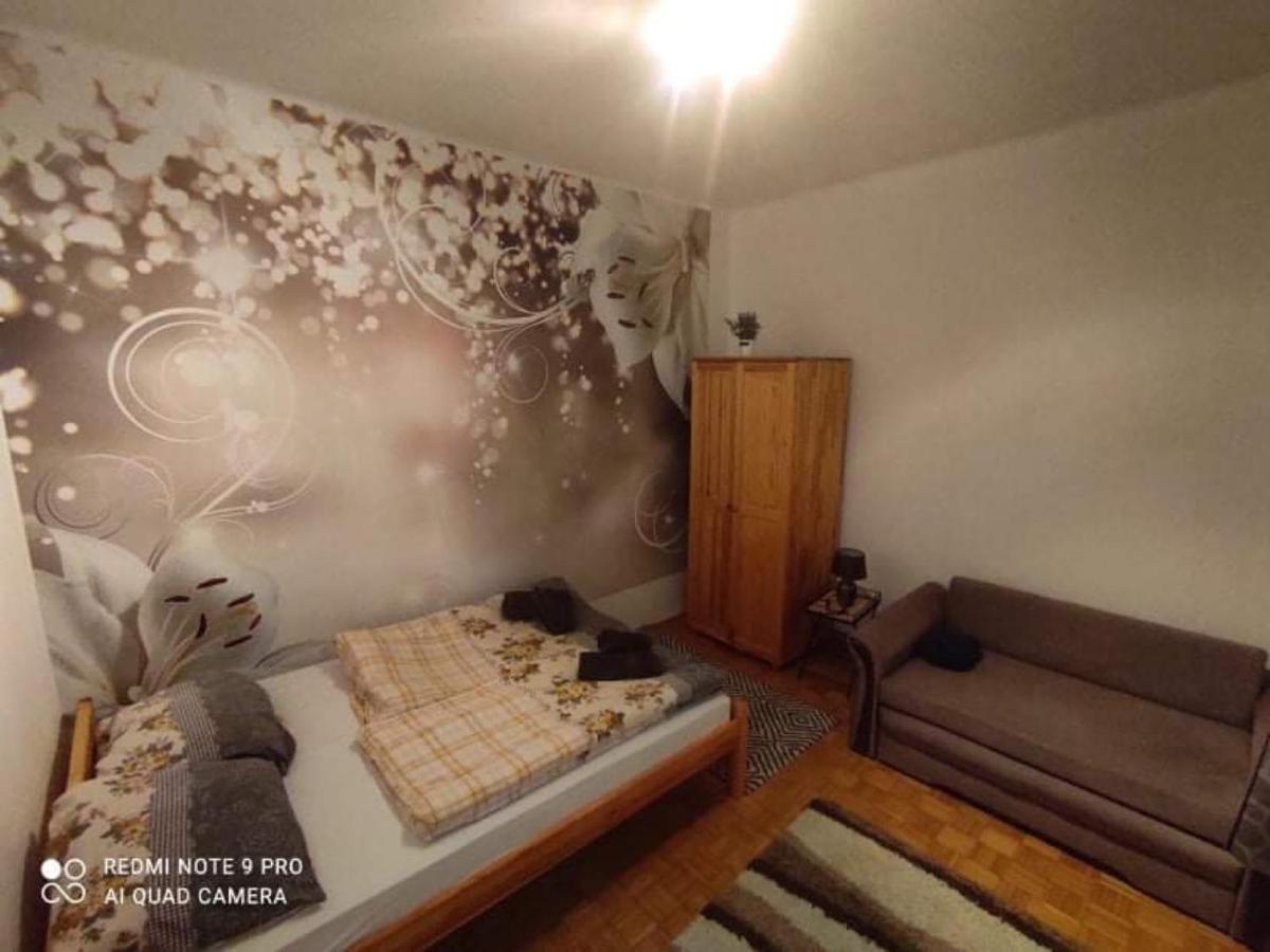 ムーラウWitrich Apartmanアパートメント エクステリア 写真